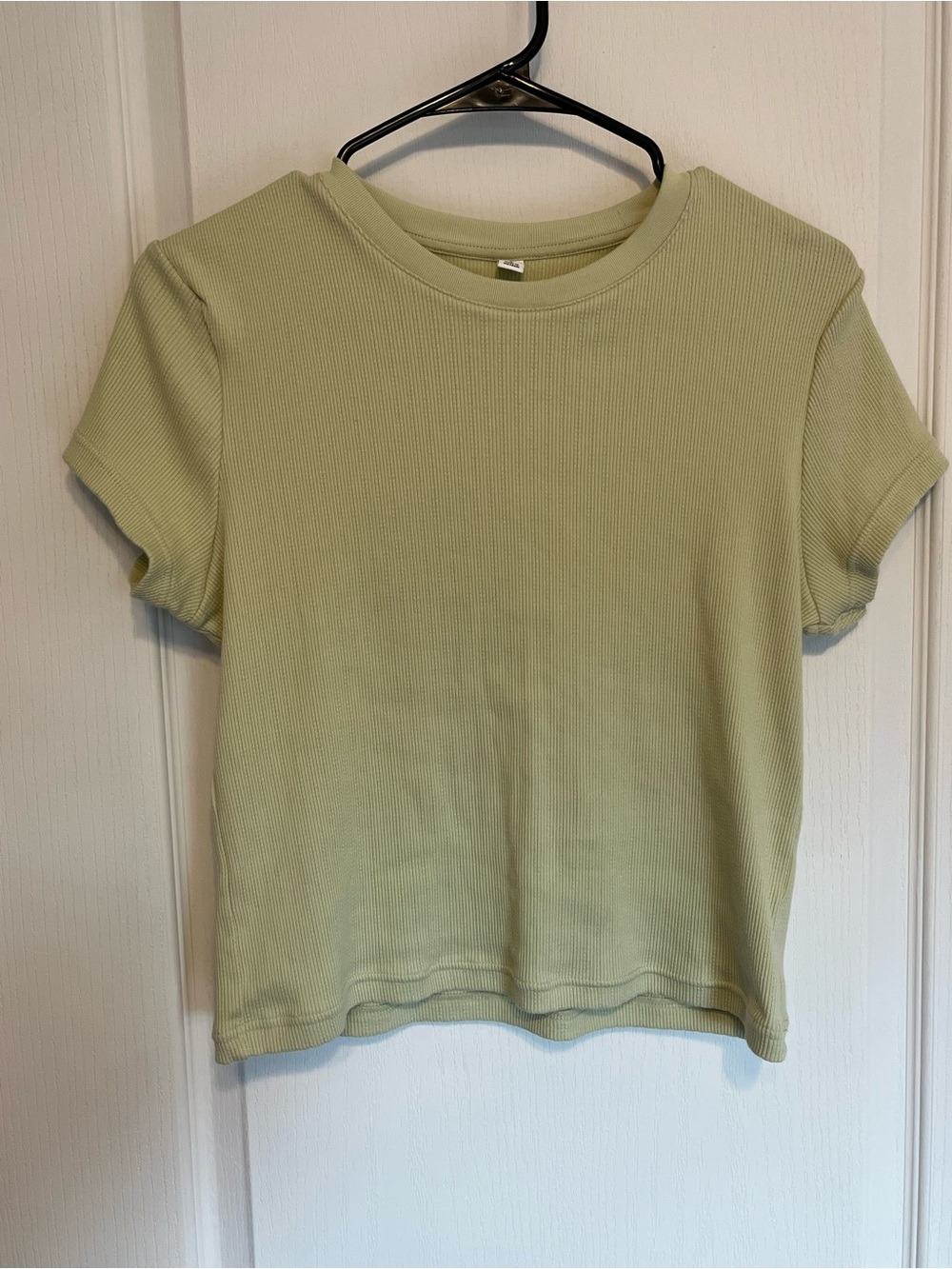 Uniqlo Short Sleeve Ribbed Tee